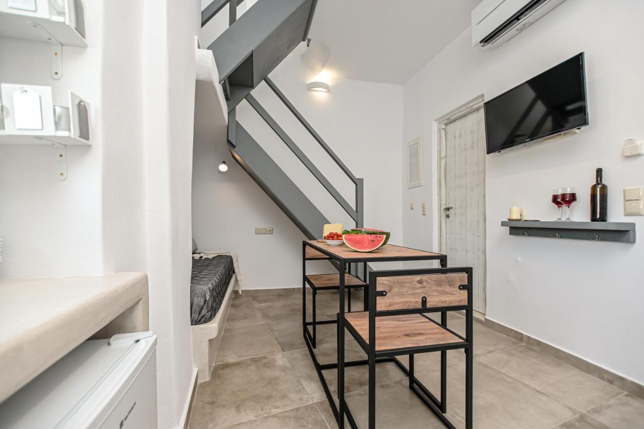Venetian Suites II Naxos City エクステリア 写真