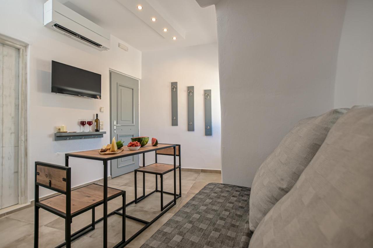 Venetian Suites II Naxos City エクステリア 写真
